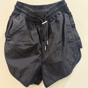 Varley Harmon High Rise Short 4